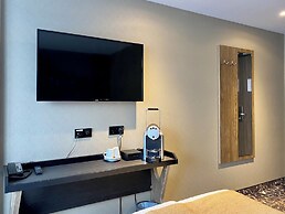 XO Hotels Infinity