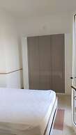 Happy Hotel