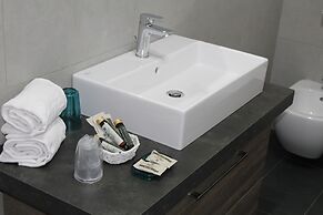 Harmony Suite Hotel