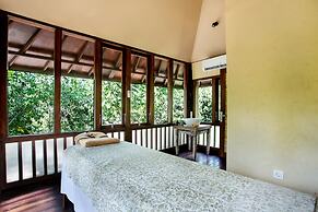 NusaBay Menjangan by WHM