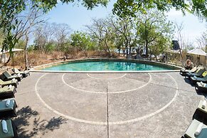NusaBay Menjangan by WHM