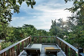 NusaBay Menjangan by WHM