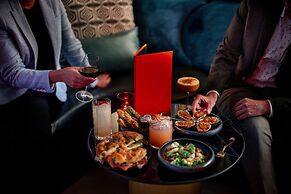 W Montreal