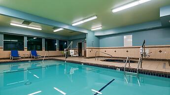 Holiday Inn Express & Suites Everett by IHG