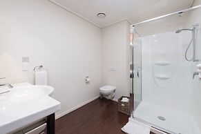 Hotel on Devonport