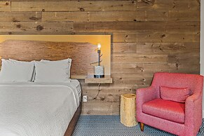 Basecamp Lodge Canmore