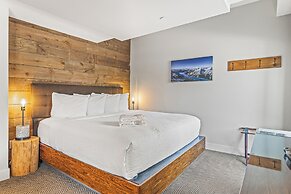 Basecamp Lodge Canmore