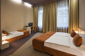 Star Hotel by Mellow Mood Hotels