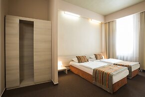 Star Hotel by Mellow Mood Hotels