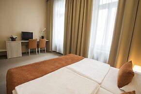 Star Hotel by Mellow Mood Hotels