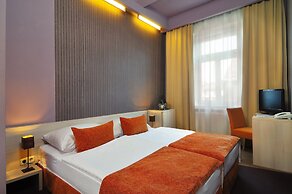 Star Hotel by Mellow Mood Hotels