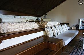 Minyon Hotel