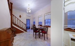 Minyon Hotel
