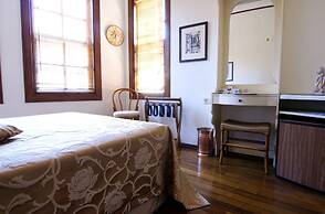 Minyon Hotel