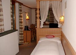 Hotel Alpenhof