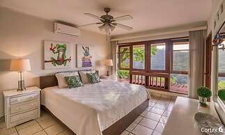 Bahia Pez Vela Resort