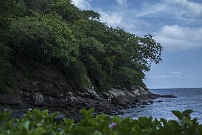 Bahia Pez Vela Resort