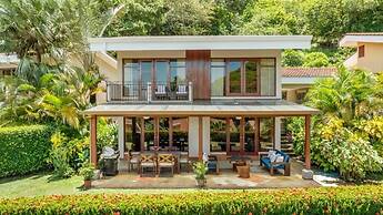 Bahia Pez Vela Resort