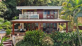 Bahia Pez Vela Resort
