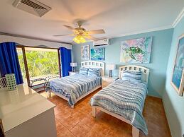 Bahia Pez Vela Resort