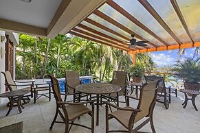 Bahia Pez Vela Resort