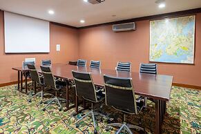 Days Hotel by Wyndham North Bergen /NYC Area