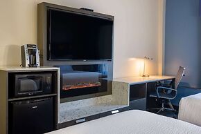 Days Hotel by Wyndham North Bergen /NYC Area