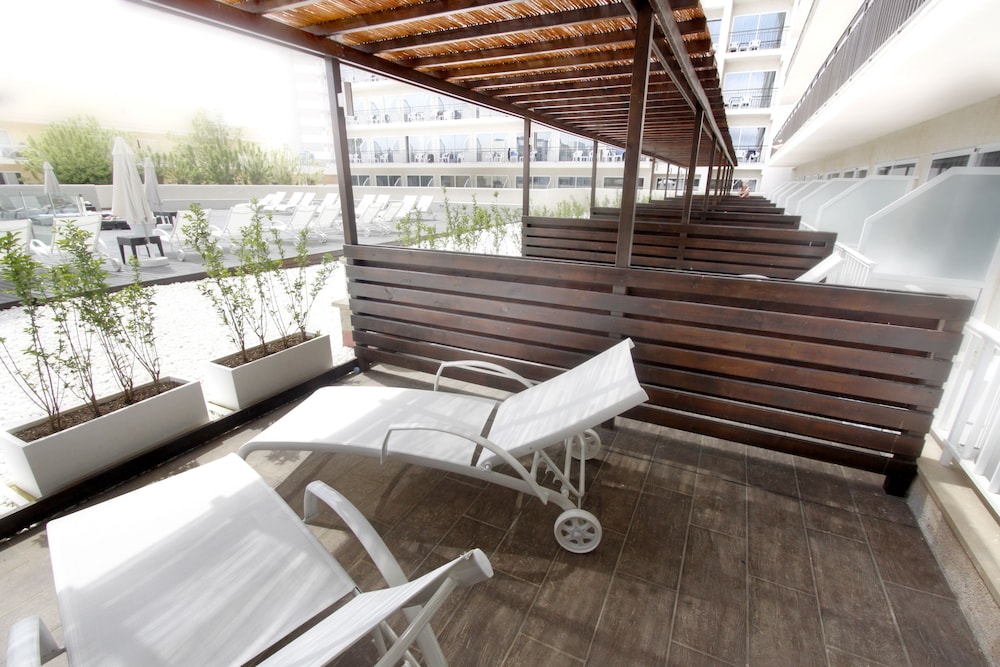 BG Hotel Java
