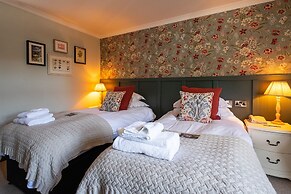 The Bridge Hotel Greenford