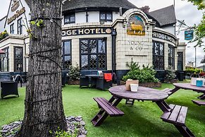 The Bridge Hotel Greenford