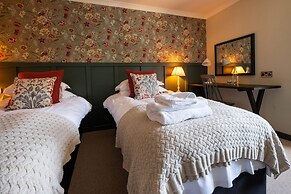 The Bridge Hotel Greenford