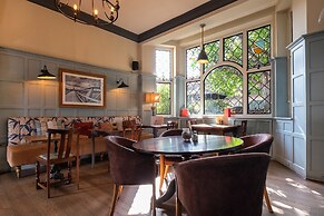 The Bridge Hotel Greenford