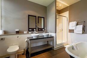 Stoke Place Hotel