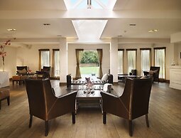 Stoke Place Hotel