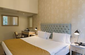 Stoke Place Hotel