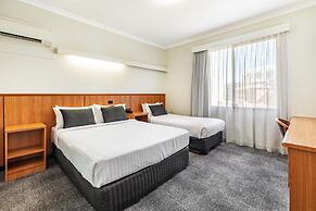 Metro Hotel Perth City
