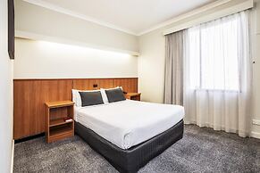 Metro Hotel Perth City