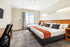 Metro Hotel Perth City