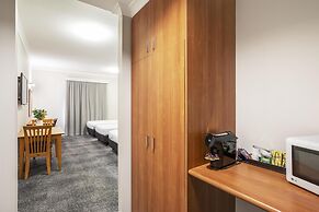 Metro Hotel Perth City