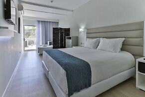 Carvi Beach Hotel
