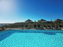 Carvi Beach Hotel