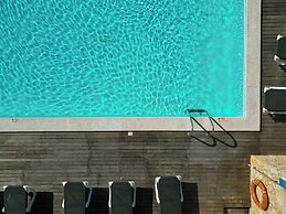 Carvi Beach Hotel