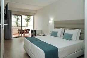 Carvi Beach Hotel