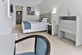 Carvi Beach Hotel