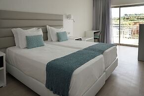 Carvi Beach Hotel