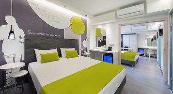 Semiramis City Hotel