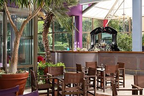 Dionysos Hotel