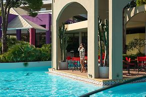 Dionysos Hotel