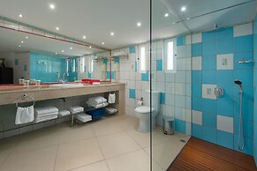 Dionysos Hotel