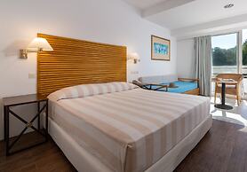 Dionysos Hotel